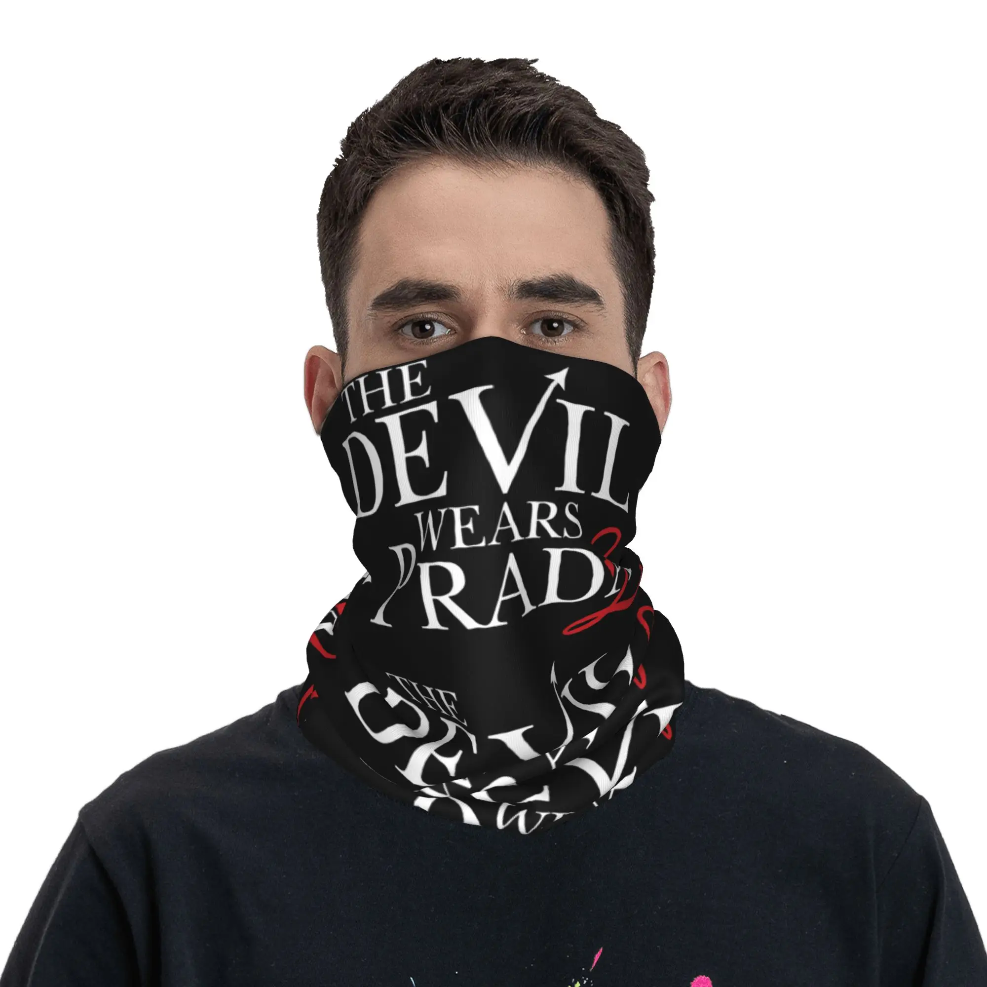 Film Komedi Baru The Devil Wea - Hunting Outdoor Wear ulasan dan harga