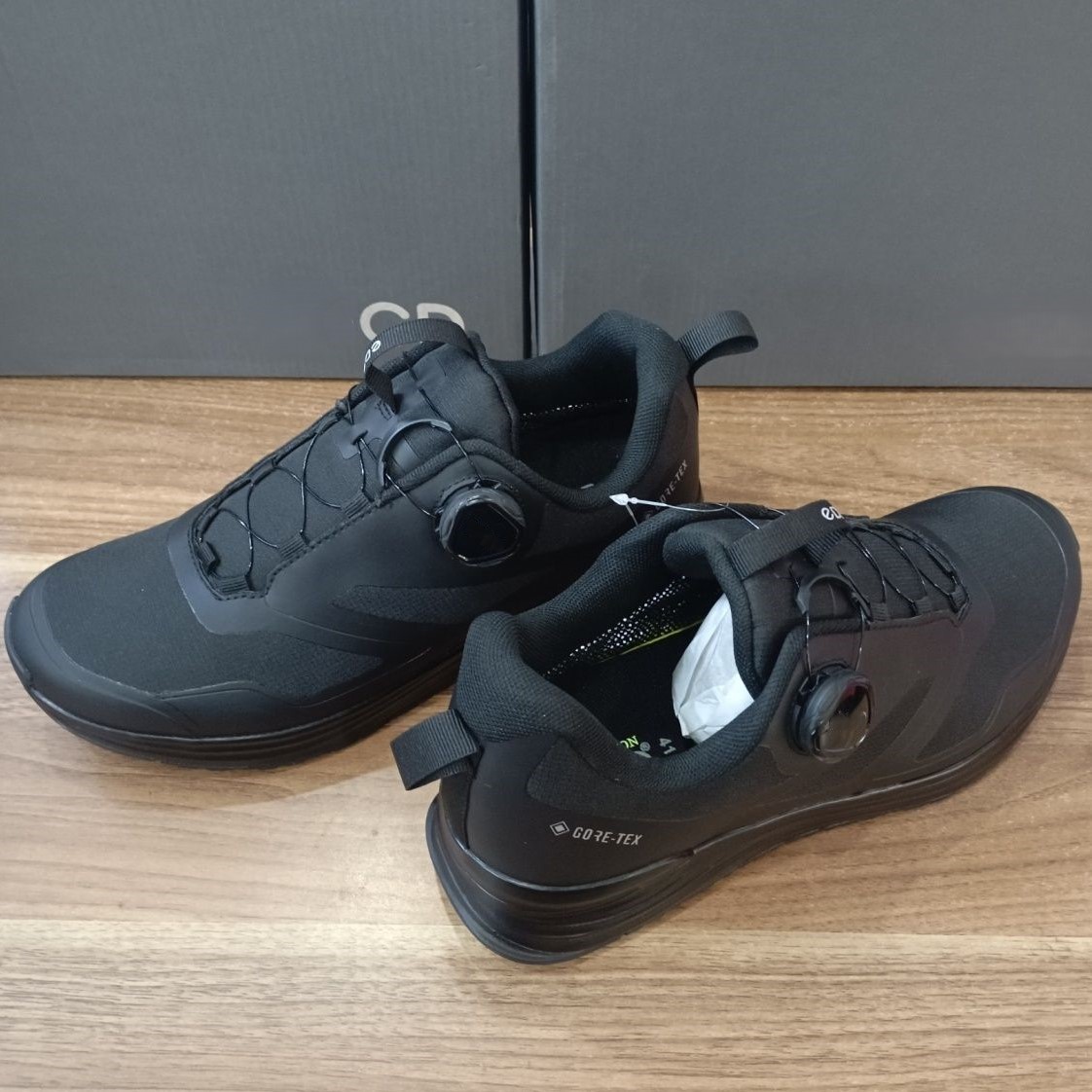 Sepatu Rotary Pria untuk Hikin - Hunting Outdoor Wear ulasan dan harga
